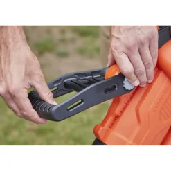 Bladblazers > BLACK+DECKER Accubladruimer 36V 2.5Ah BCBLV3625L