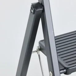 Huishoudtrappen|Huishoudtrappen > Altrex huishoudtrap Giant 2 treden zwart