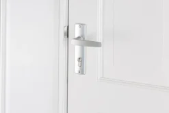 Deurbeslag Binnendeur|Deurbeslag Binnen > AXA langschild binnendeur aluminium kruk/cilinder 72 mm