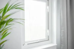 Raambeslag|Raamsluiting > AXA Raamsluiting design met nok links wit