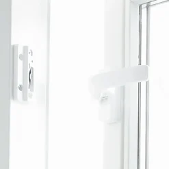 Raambeslag|Raamsluiting > AXA Raamsluiting design met nok rechts wit