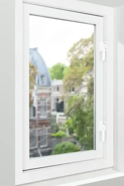 Raambeslag|Raamsluiting > AXA Raamsluiting design met slot SKG 1-ster links wit