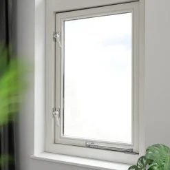 Raambeslag|Raamsluiting > AXA Raamsluiting met slot SKG 1-ster rechts aluminium