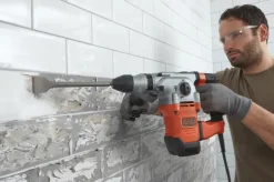 Boormachines > BLACK+DECKER Boorhamer BEHS03K-QS