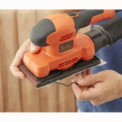 Schuurmachines > BLACK+DECKER schuurmachine BEW220-QS
