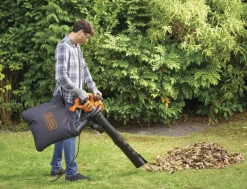 Bladblazers > BLACK+DECKER tuinruimer 3000 W BEBLV300SB