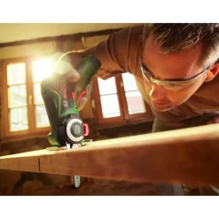 Accu Decoupeerzaag > Bosch EasyCut 12 Accu Microkettingzaag
