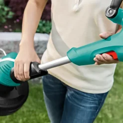 Grastrimmers > Bosch elektrische trimmer ART 27 - 450W 27cm