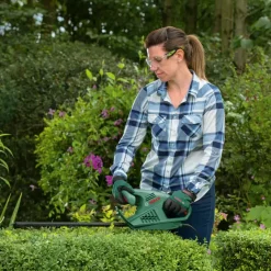 Heggenscharen > Bosch heggenschaar EasyHedgeCut 46