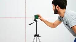 Kruislijnlasers|Waterpassen > Bosch kruislijnlaser Quigo Plus met statief