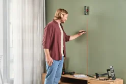 Kruislijnlasers|Waterpassen > Bosch lijnlaser met waterpas UniversalWallLevel - Basic