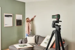 Kruislijnlasers|Waterpassen > Bosch lijnlaser met waterpas UniversalWallLevel - Basic