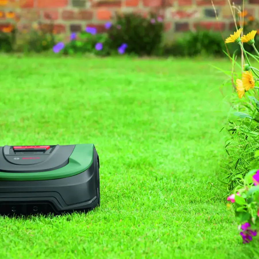 Grasmaaiers|Robotmaaiers > Bosch robotmaaier Indego S500 500 m²