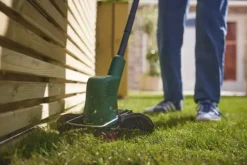 Grastrimmers > Bosch 18V EasyGrassCut 26cm (zonder accu)