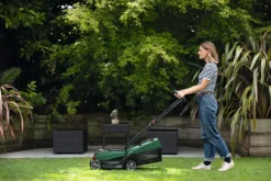 Grasmaaiers > Bosch 18V grasmaaier Citymower 32cm (Incl. 4,0Ah accu + lader)