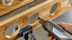 Multitools > Dremel multitool op accu 12V 2,0Ah 8240JF met 45 accessoires