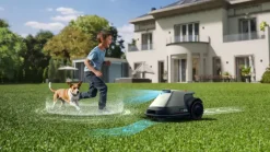 Grasmaaiers|Robotmaaiers > Eufy robotmaaier AutoMower E18 - draadloos 1200m - incl raincover