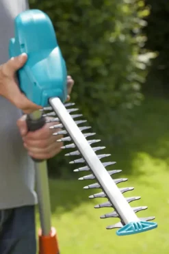 Heggenscharen > Gardena elektrische heggenschaar THS 500/48