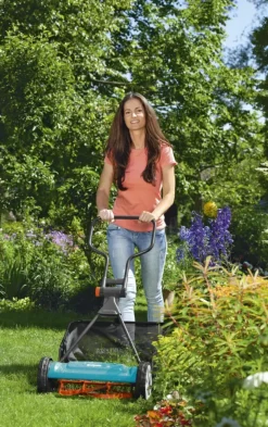 Handmaaiers > Gardena handgrasmaaier 400