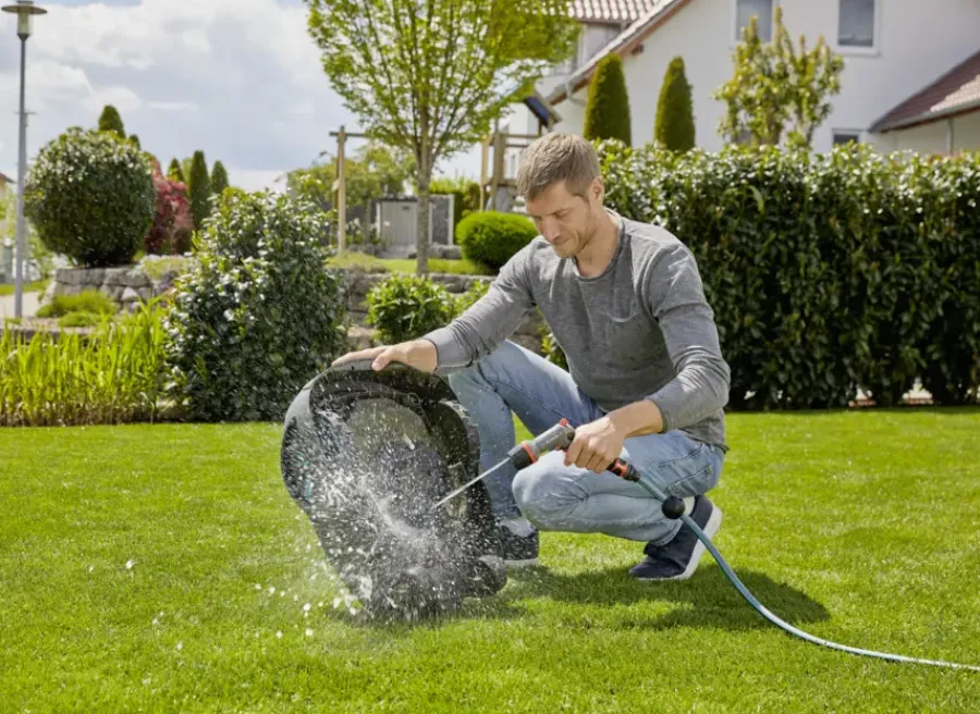 Grasmaaiers|Robotmaaiers > Gardena robotmaaier smart Sileno Life 1000 m² inclusief AI-technologie