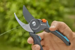 Snoeigereedschap > Gardena snoeischaar PremiumCut Pro vers hout bypass