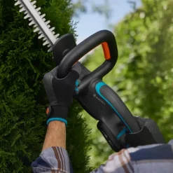 Heggenscharen > Gardena 18V accu heggenschaar EasyCut 55cm set