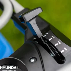 Grasmaaiers > Hyundai benzine grasmaaier 50,8cm 196cc (zelfrijdend) incl. elektrische starter