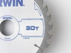 Zaagbladen > IRWIN cirkelzaagblad Ø165 mm. Inclusief reduceerringen waardoor geschikt voor asgat 16, 20 en 30 mm, vertanding 30T