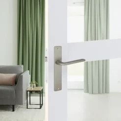 Deurbeslag Binnendeur|Deurklinken > KARWEI deurkruk set Enzo recht blind schild RVS look aluminium