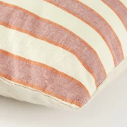 Kussen streep roze - l55xb35xh10cm