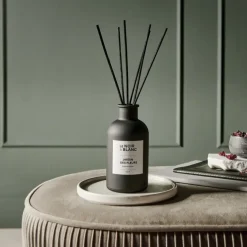 Le Noir & Blanc geurstokjes Jardin des Fleurs