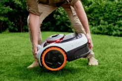 Grasmaaiers|Robotmaaiers > Segway Navimow robotmaaier I206 AWD draadloos 600 m²