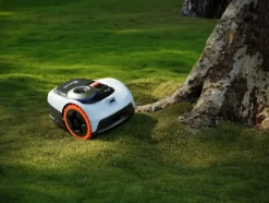 Grasmaaiers|Robotmaaiers > Segway Navimow robotmaaier I206 AWD draadloos 600 m²