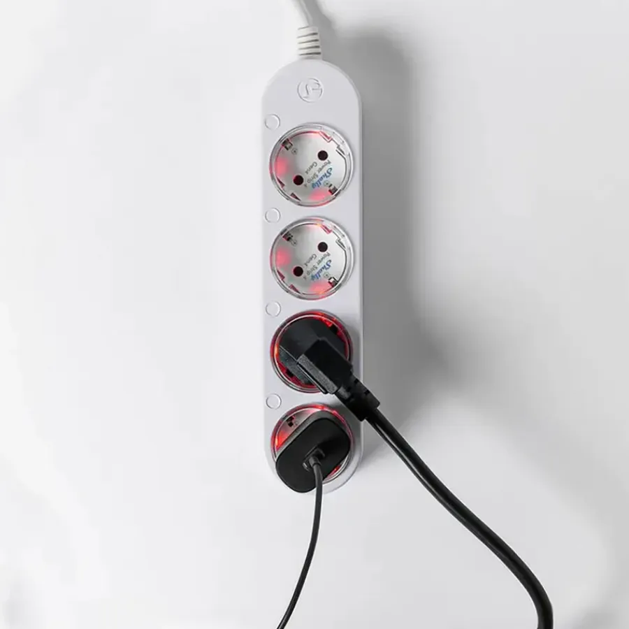 Stekkers|Schakelaars > SHELLY Power Strip 4 Gen4 slimme stekkerdoos & energiemeter WiFi Zigbee Matter wit (4-kanalen)