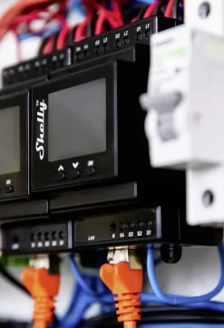 Meetapparatuur > SHELLY Pro 4PM slimme schakelaar & energiemeter WiFi Bluetooth DIN-rail (4-kanaals)