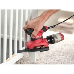 Schuurmachines > SKIL multischuurmachine 7261DA 160W + 3 schuurhulpstukken