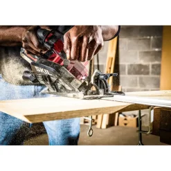 Overige Elektrisch Gereedschap Accessoires > SKIL 2610S01668 Geleiderail voor cirkelzaag 1400mm (2x 70mm) incl. klemmen