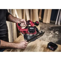 Accu Cirkelzaag|Zaagmachines & -tafels > SKIL 20V cirkelzaag 3551CB brushless 57mm incl. alu geleiderails 2x 70cm en CT zaagblad (zonder accu)