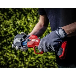 Snoeigereedschap > SKIL 20V snoeischaar brushless 0620CA (zonder accu)
