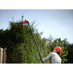 Heggenscharen > SKIL 20V telescopische heggenschaar 0640CA 45cm (zonder accu)