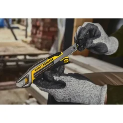 Messen > STANLEY FatMax 18mm afbreekmes FMHT10594-0