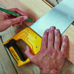 Cellenbetonblokken Accessoires|Cellenbetonblokken > STANLEY handzaag 550MM 7TPI