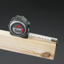 Rolbandmaten > Suki rolbandmaat 5 meter met magneet
